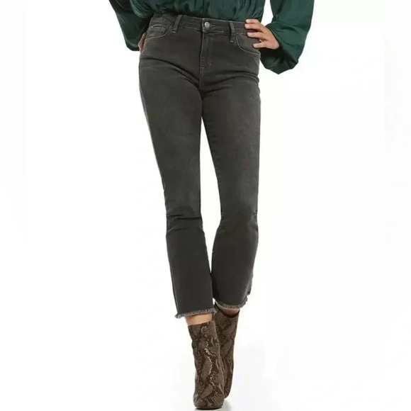Free People Cropped Straight Stretch Leg Black / Dark Denim Frayed Hem Jeans 26 - Picture 1 of 12